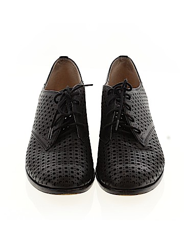 Louise Et Cie Flats (view 2)