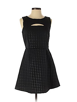 Romeo & Juliet Couture Size Sm