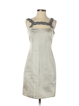 Laundry by Shelli Segal Size 4