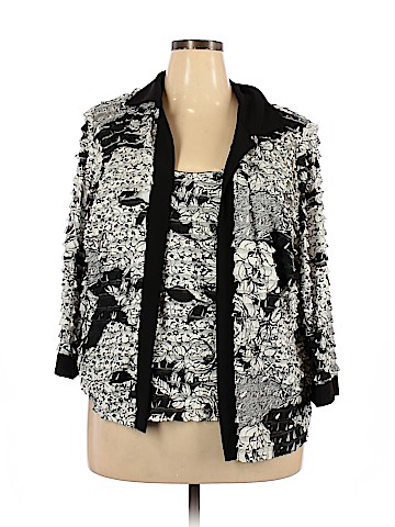 DressBarn 3/4 Sleeve Top (view 1)