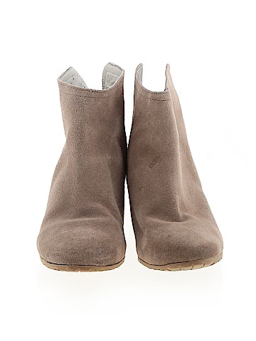 Kenneth Cole REACTION Ankle Boots (view 2)