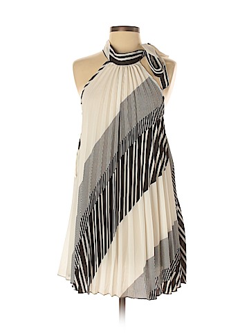 Romeo & Juliet Couture Casual Dress (view 1)