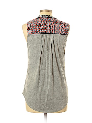 Market and Spruce Sleeveless Henley (view 2)