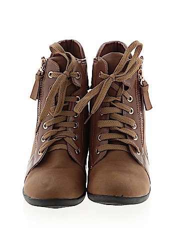 Reneeze Ankle Boots (view 2)