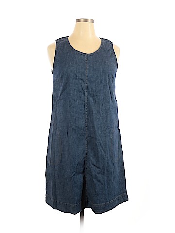 D&Co. Casual Dress (view 1)