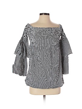 Romeo & Juliet Couture Size Sm