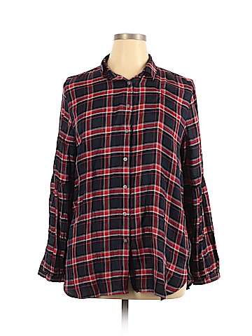 Ann Taylor LOFT Long Sleeve Button-Down Shirt (view 1)