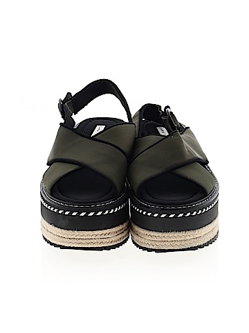 Trafaluc by Zara Sandals (view 2)