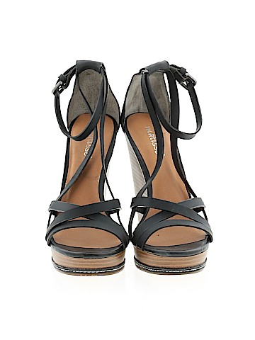 Matisse Wedges (view 2)