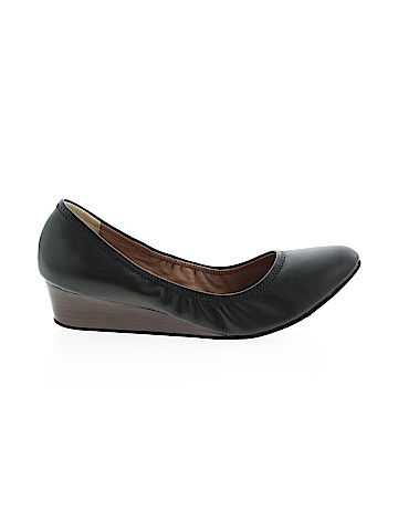 Susina Wedges (view 1)