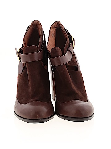 No 704b. Ankle Boots (view 2)