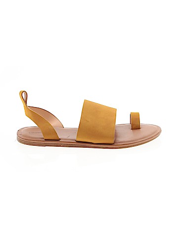 Universal Thread Sandals (view 1)