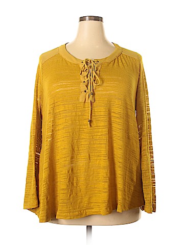 Free 2 luv Long Sleeve Top (view 1)