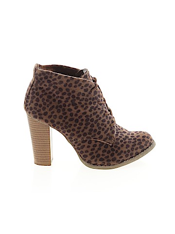 Old Navy Ankle Boots (view 1)