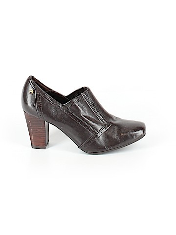 Etienne Aigner Heels (view 1)