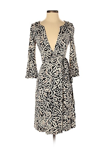 Diane von Furstenberg Casual Dress (view 1)