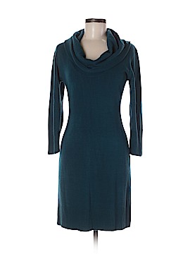 Connected Apparel Size Med
