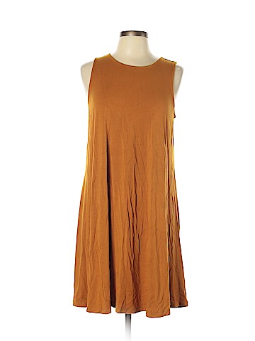 Old Navy Casual Dress (view 1)