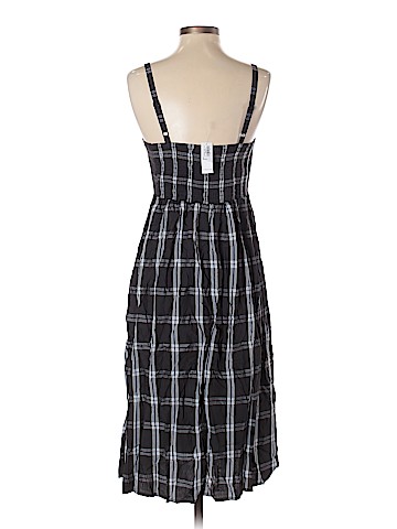 Old Navy Casual Dress (view 2)