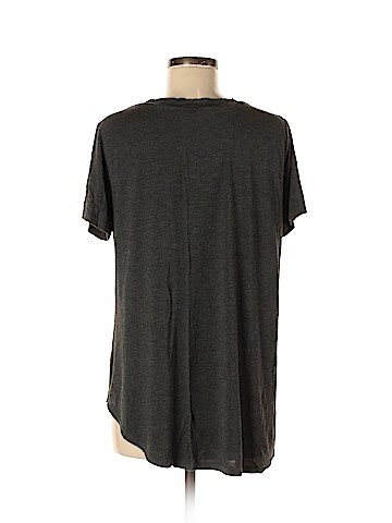 Amaryllis Short Sleeve T-Shirt (view 2)