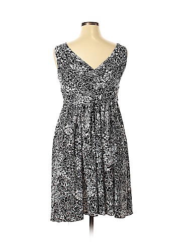 Daisy Fuentes Casual Dress (view 2)