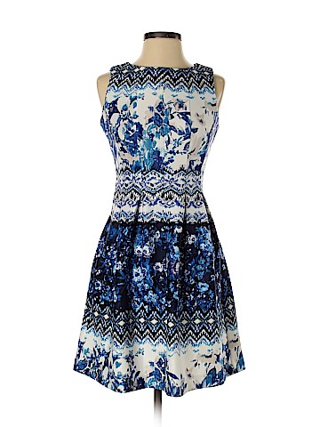 Danny & Nicole Casual Dress (view 1)