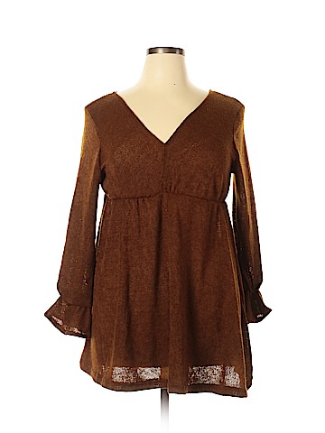 Coeur De Vague Pullover Sweater (view 1)