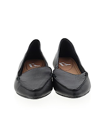 REPORT Flats (view 2)