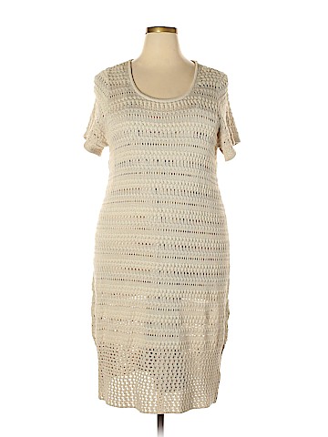 Daisy Fuentes Casual Dress (view 1)