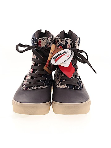 Vans Sneakers (view 2)