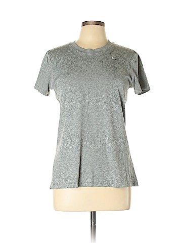 Nike Active T-Shirt (view 1)