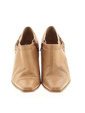 Liz Claiborne Heels (view 2)