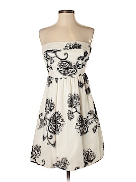 White House Black Market Size 0