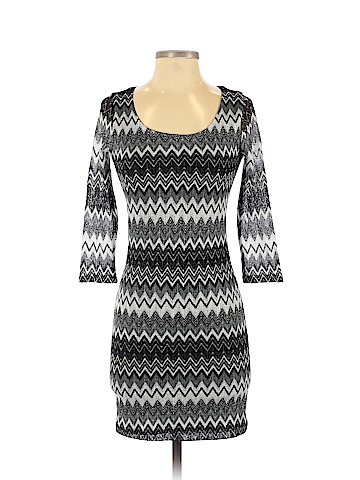 Forever 21 Casual Dress (view 1)