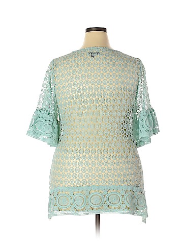 Lane Bryant Short Sleeve Top (view 2)