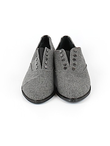 Simply Vera Vera Wang Flats (view 2)