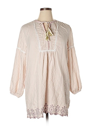 Floreat 3/4 Sleeve Blouse (view 1)