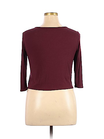 American Eagle Outfitters 3/4 Sleeve Top (view 2)