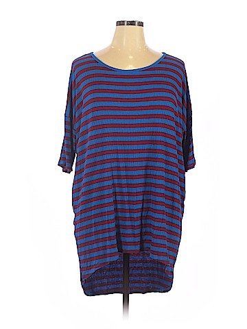 Lularoe Short Sleeve T-Shirt (view 1)