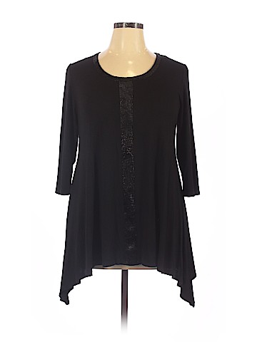 Karen Kane 3/4 Sleeve Top (view 1)