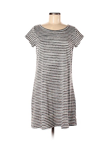 Thyme and Honey Casual Dress (view 1)