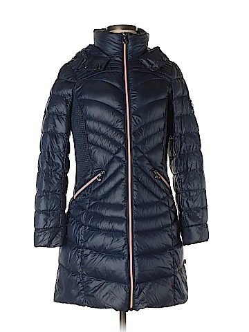 Bernardo Coat (view 1)