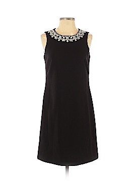 White House Black Market Size 2