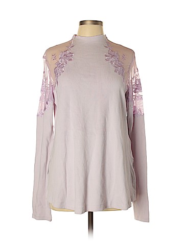 American Eagle Outfitters Long Sleeve Top (view 1)