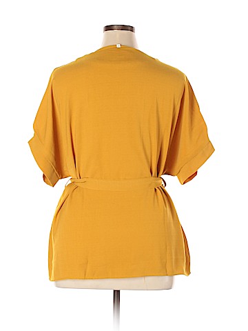 Unbranded Short Sleeve Blouse (view 2)