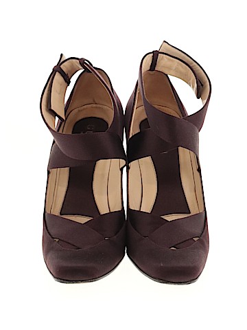 Gucci Heels (view 2)