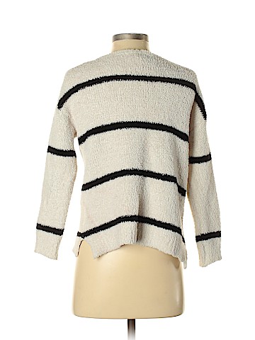 BB Dakota Pullover Sweater (view 2)