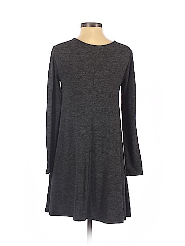 Old Navy Casual Dress (view 2)