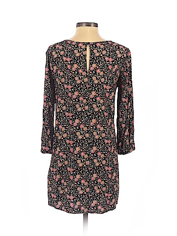 Old Navy Casual Dress (view 2)