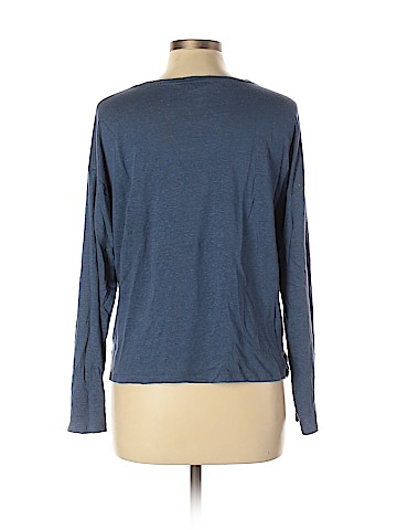 Everlane Long Sleeve T-Shirt (view 2)